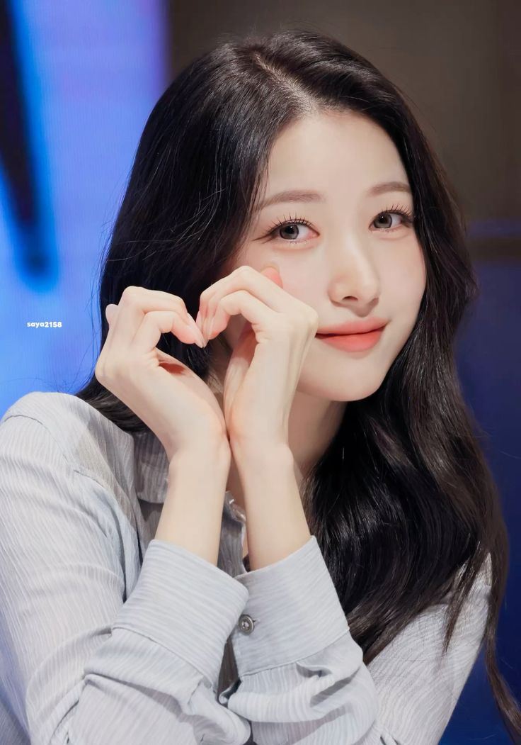 ✧･ﾟ: *✧･ﾟ:* 𝑆𝑜𝑝𝘩𝑟𝑜𝑑𝑖𝑡𝑒 *:･ﾟ✧*:･ﾟ✧