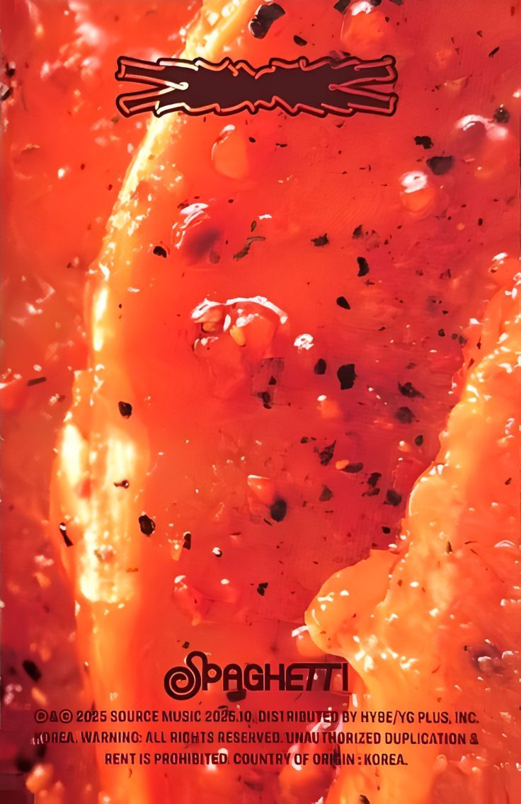 Yunjin LE SSERAFIM photocard back side - Vol.3 -Cheeky Neon Pepper