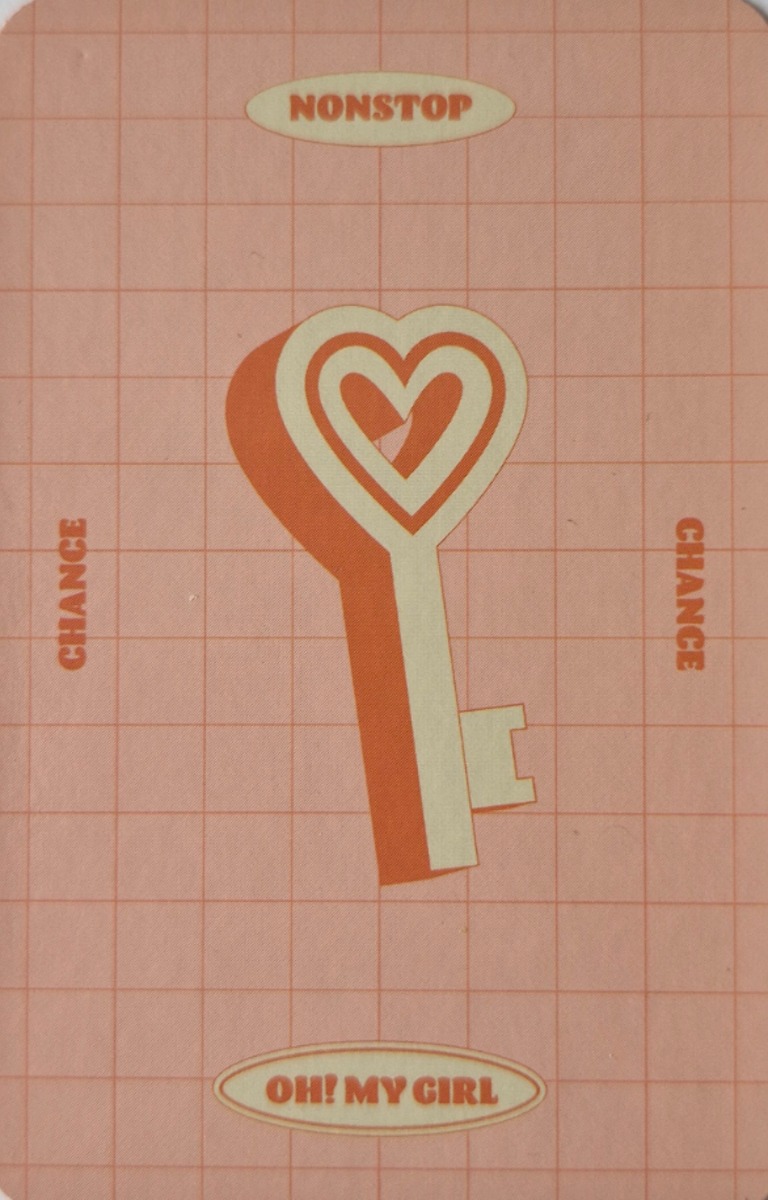 Yooa OH MY GIRL photocard back side - Chance Card