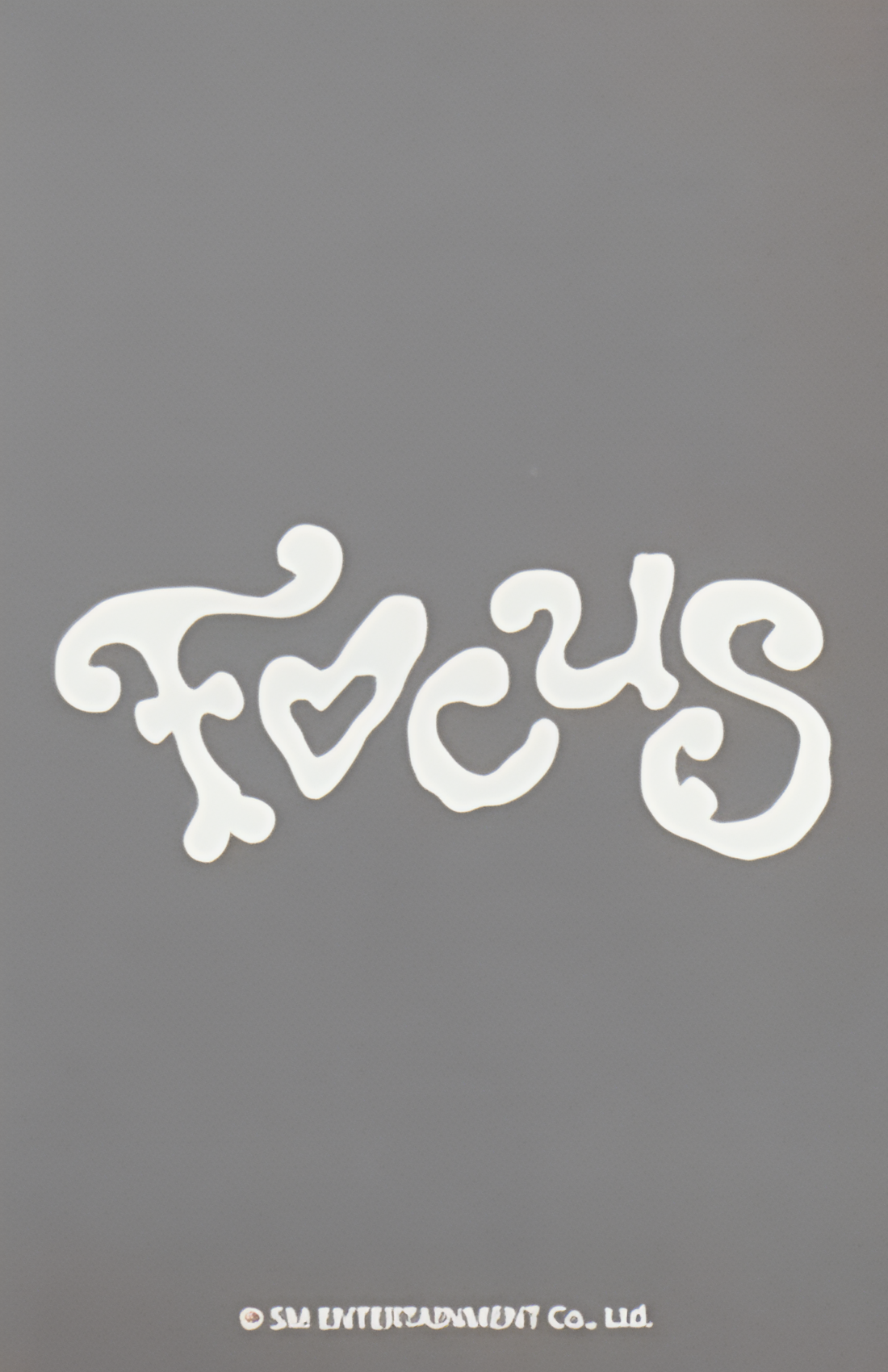 Ana Hearts2Hearts photocard back side - Offline