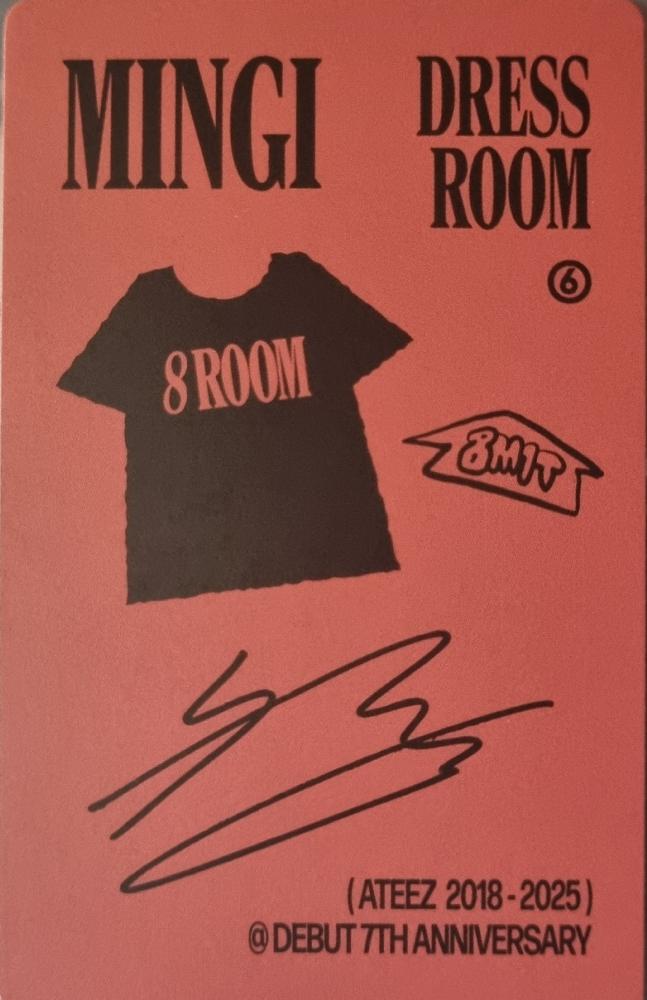 Min Gi photocard back