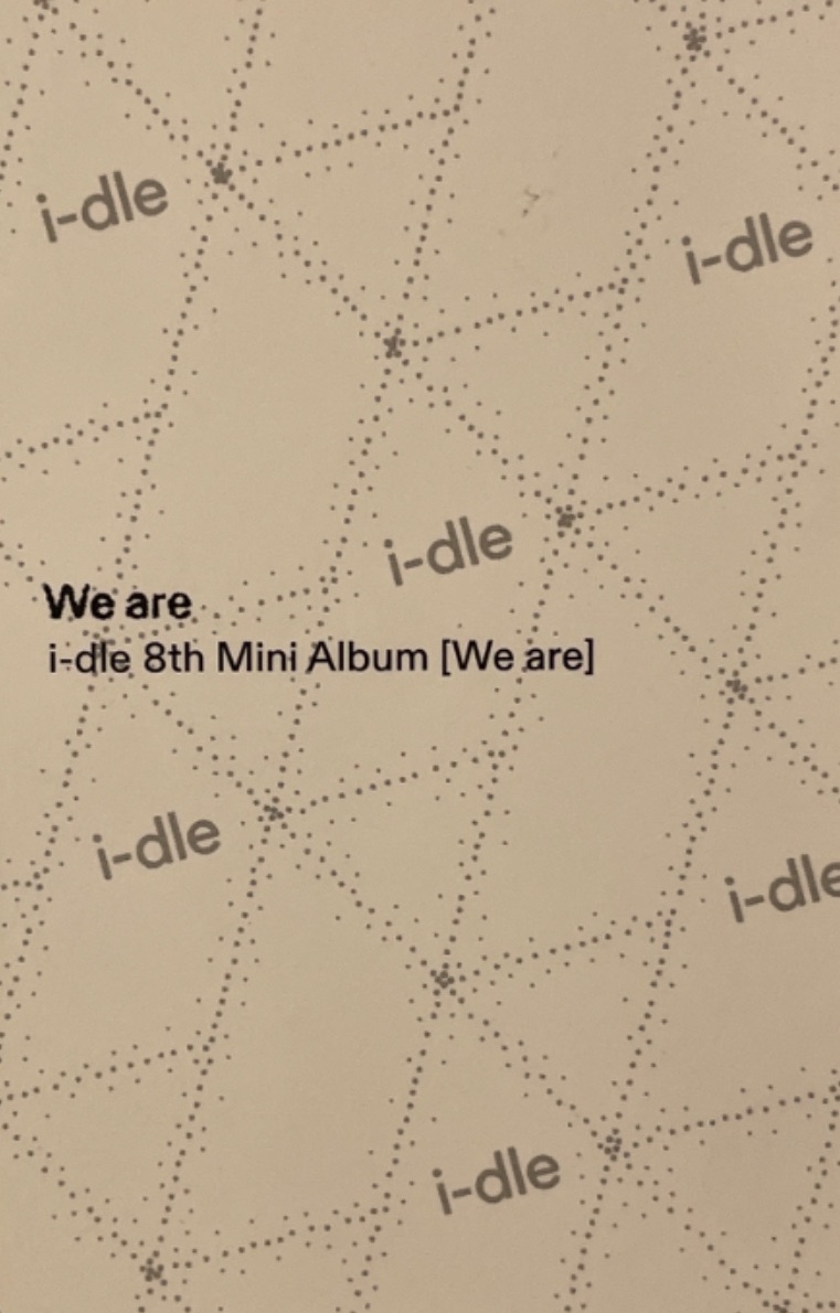 Soyeon I-DLE photocard back side - Photocards Set 1