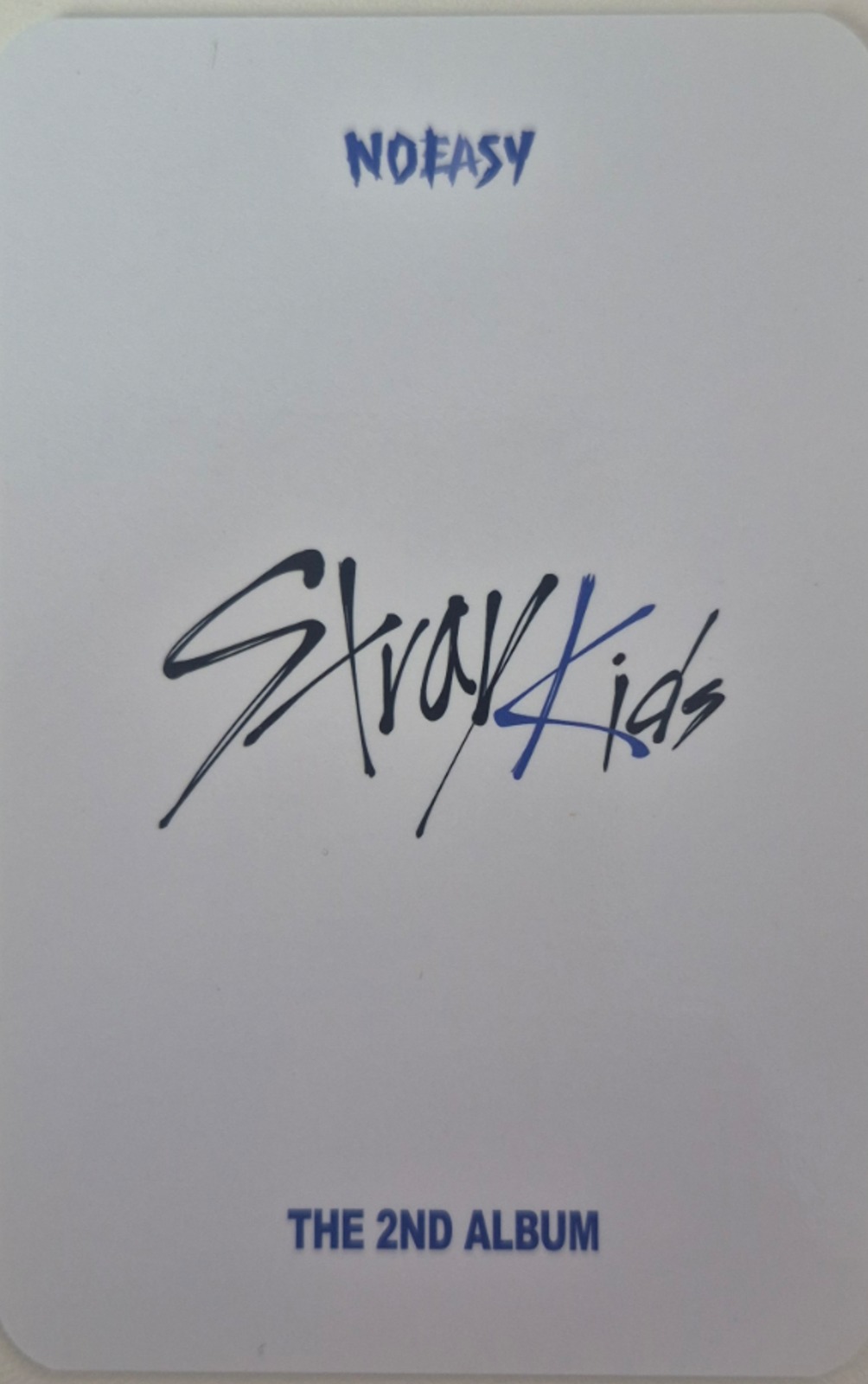 I.N Stray Kids photocard back side - Benefit
