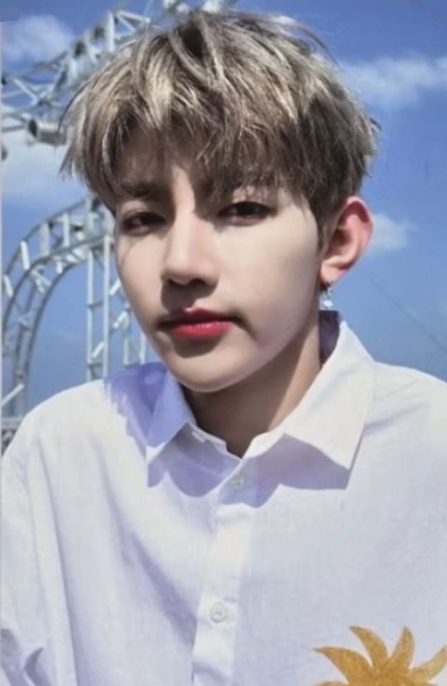 Zhanghao ZEROBASEONE photocard back side - Preorder