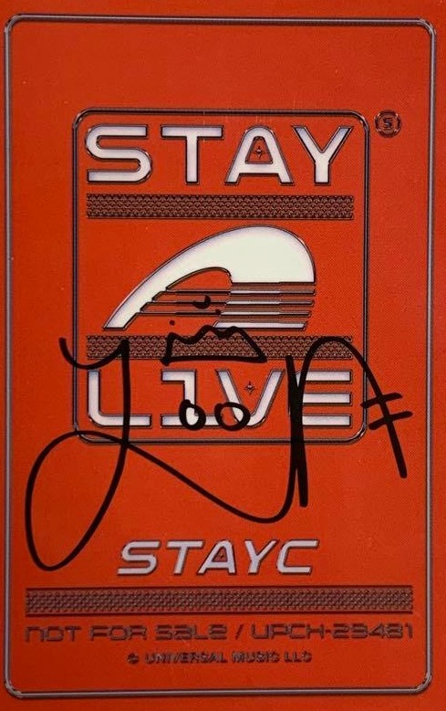 Yoon STAYC photocard back side - Photocards