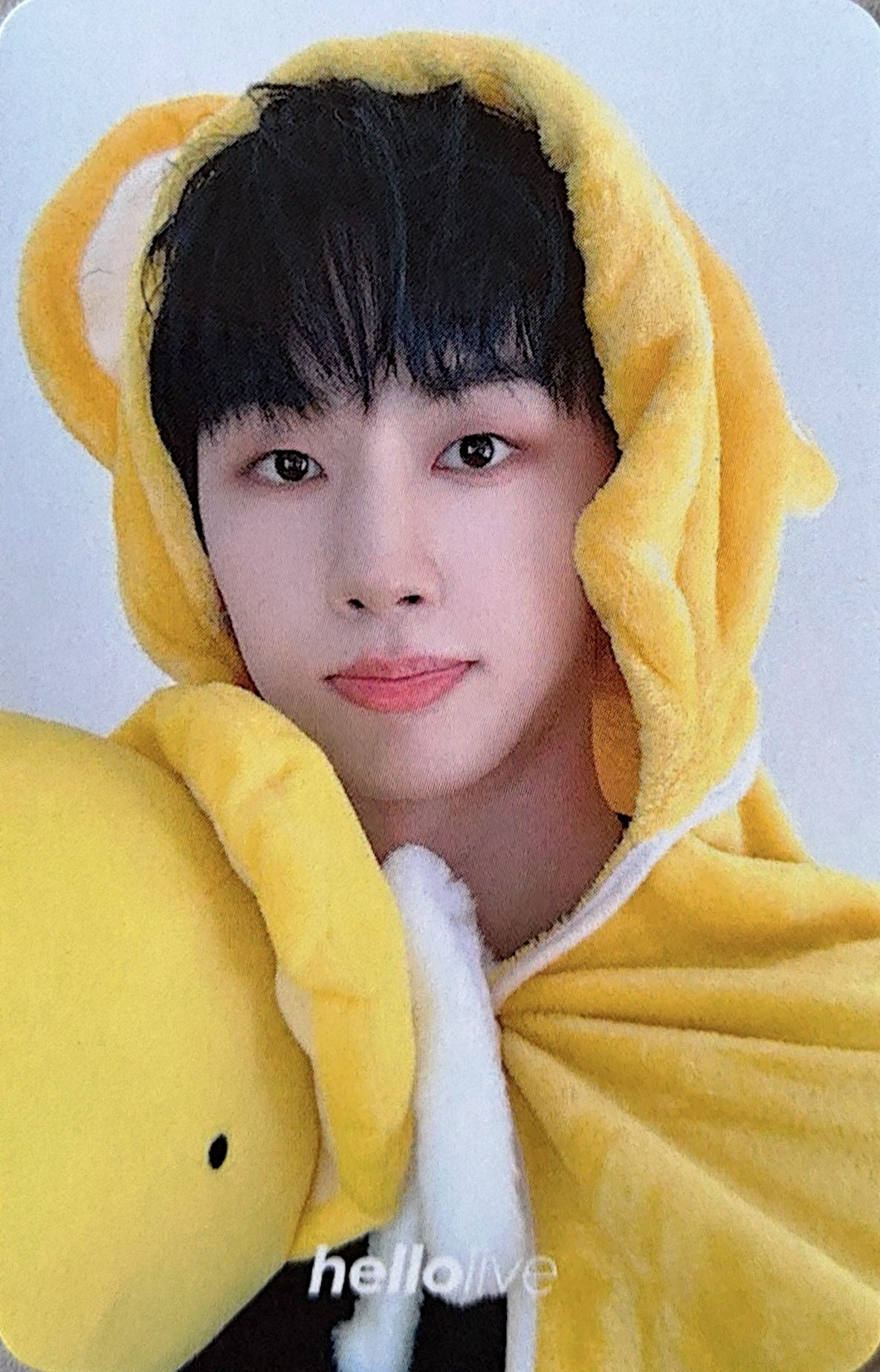 Bitsaeon M.O.N.T photocard back side - Online