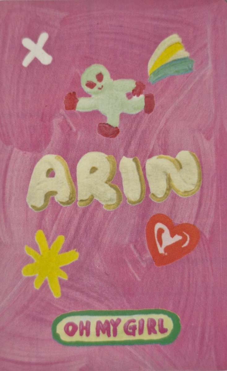 Arin OH MY GIRL photocard back side - Selfie Photocard