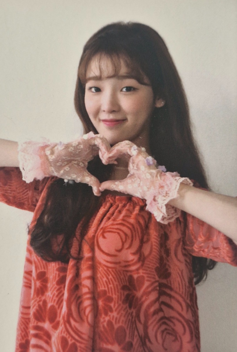 Seunghee OH MY GIRL photocard back side - Styling Card