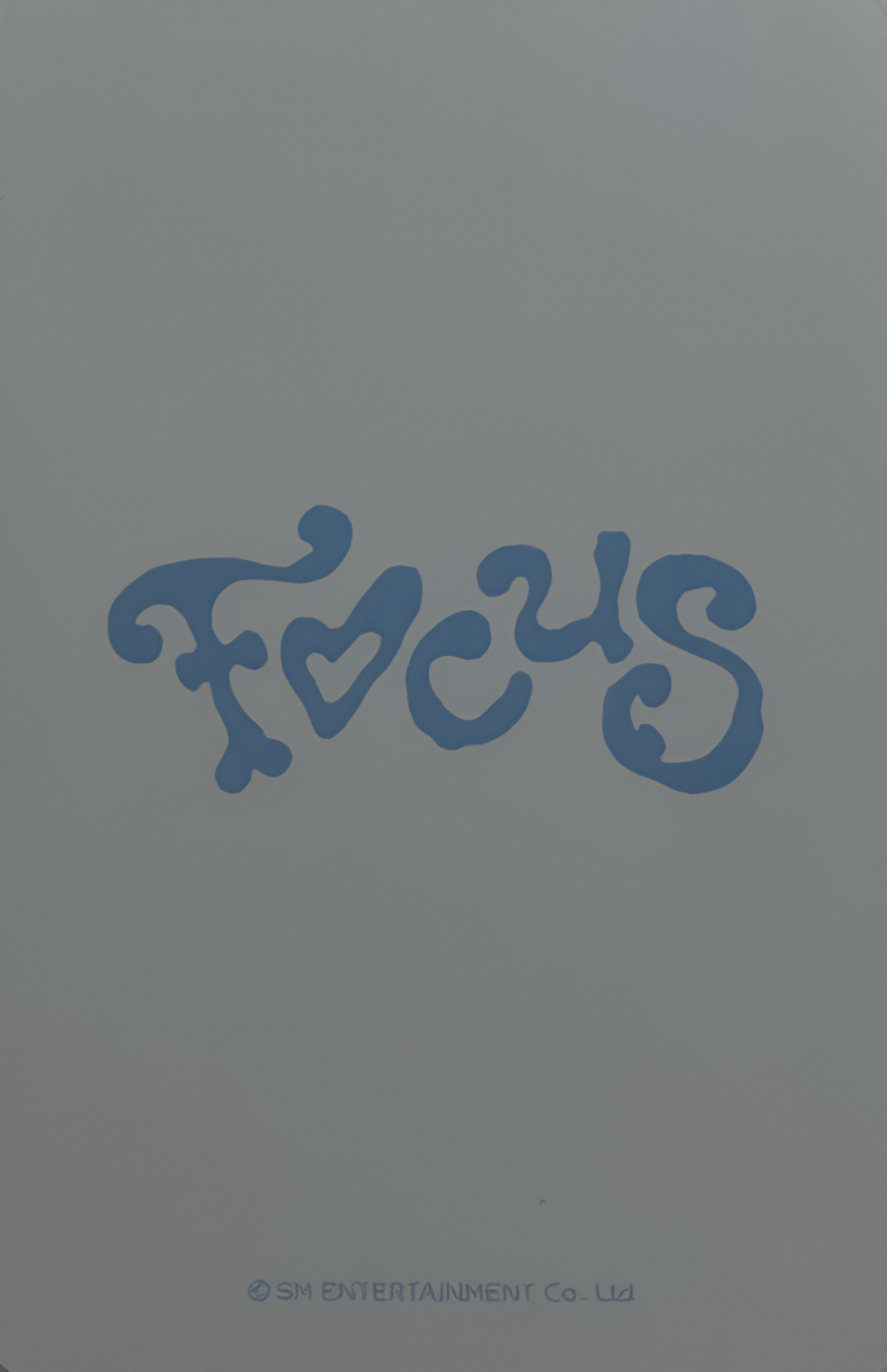 Stella Hearts2Hearts photocard back side - Preorder