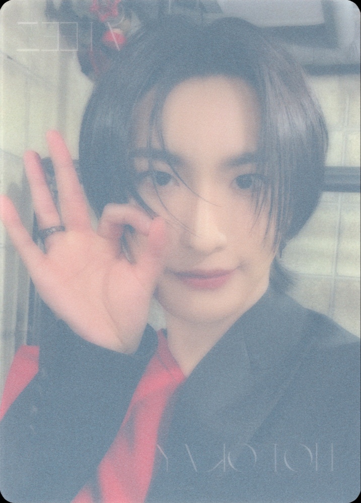 Seonghwa ATEEZ photocard back side - Clear Card