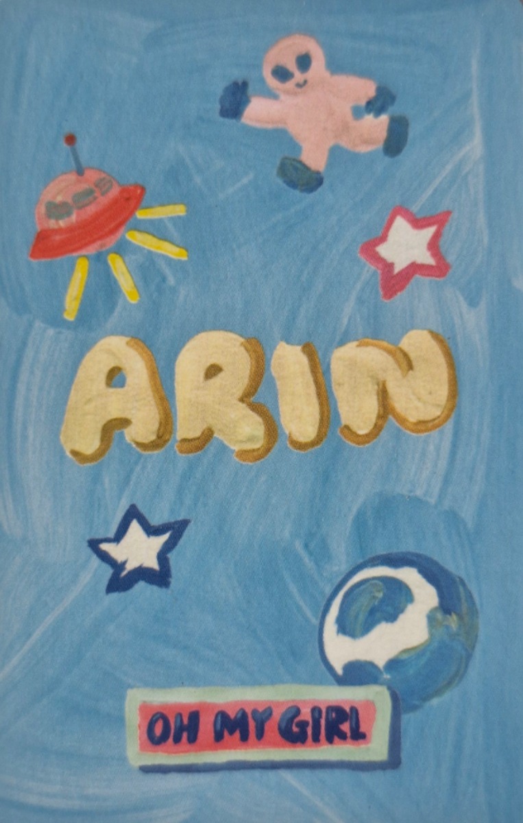 Arin OH MY GIRL photocard back side - Selfie Photocard