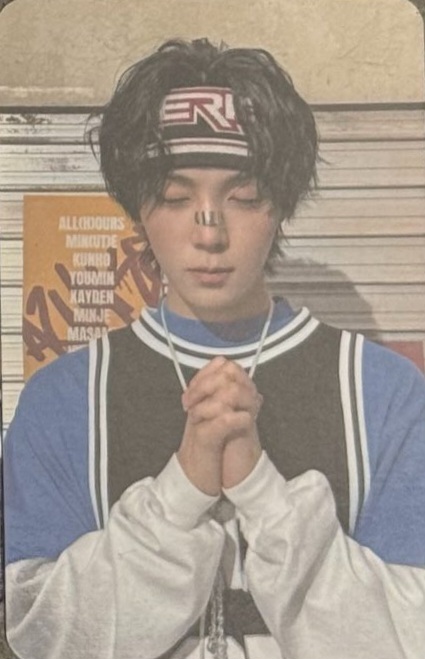 Minje ALL(H)OURS photocard back side - HOP Broadcast