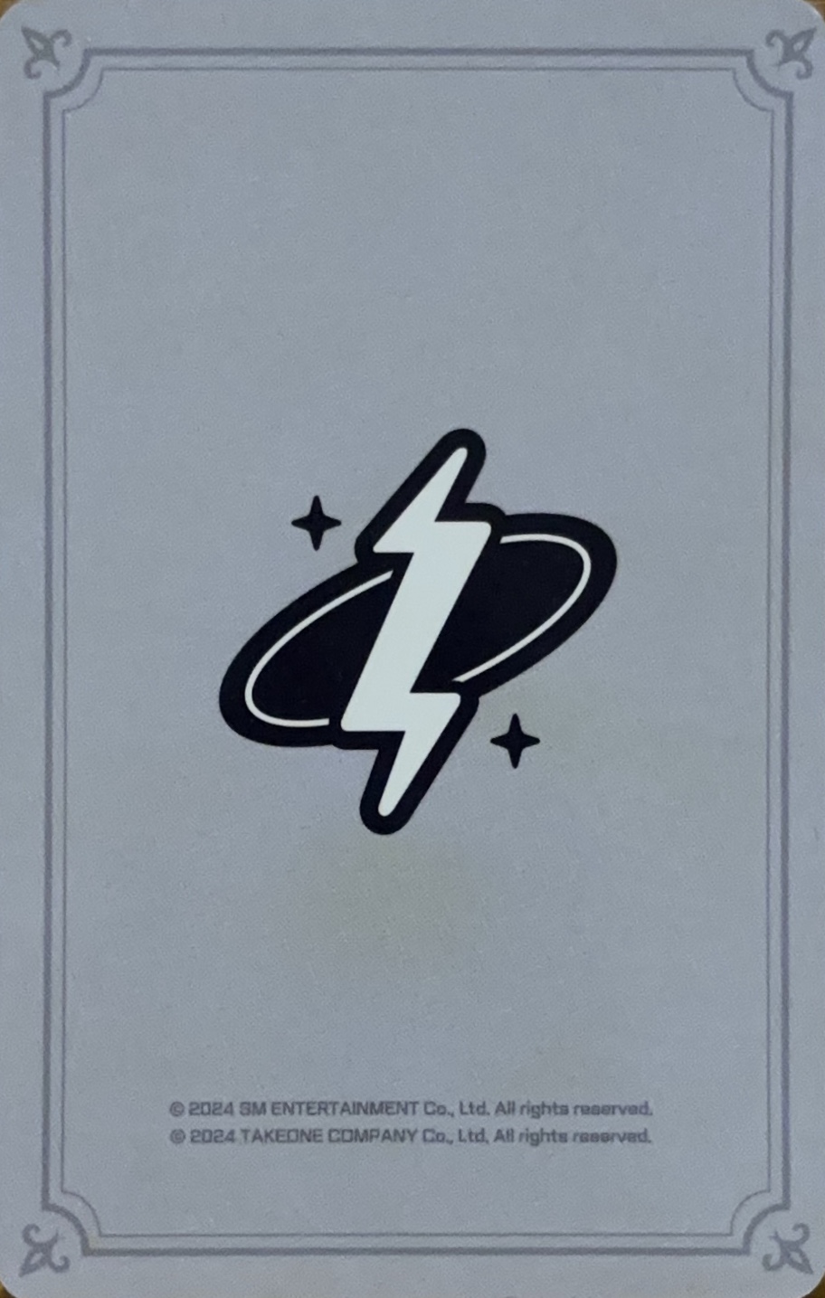 Renjun NCT photocard back side - White Royal ver. Set