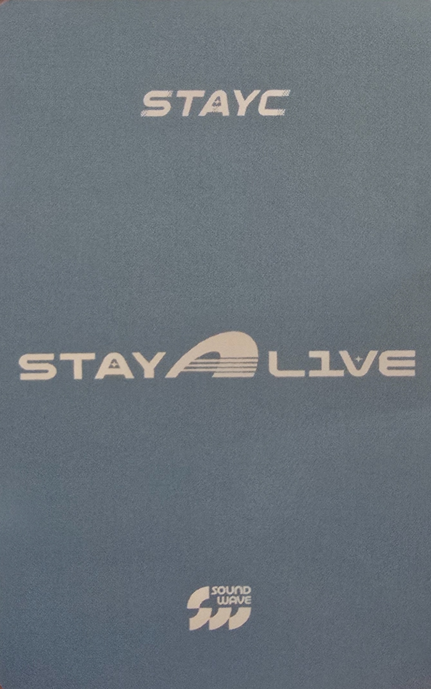 ISA STAYC photocard back side - Online