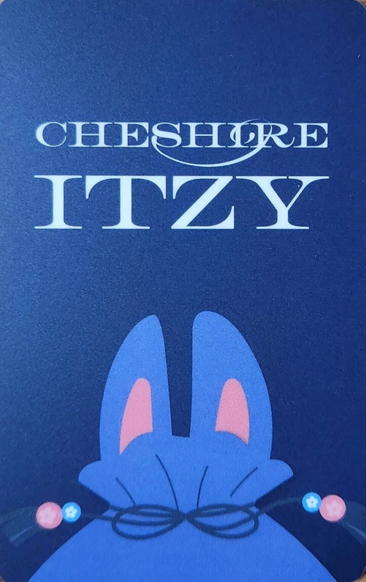 Yuna ITZY photocard back side - Benefit