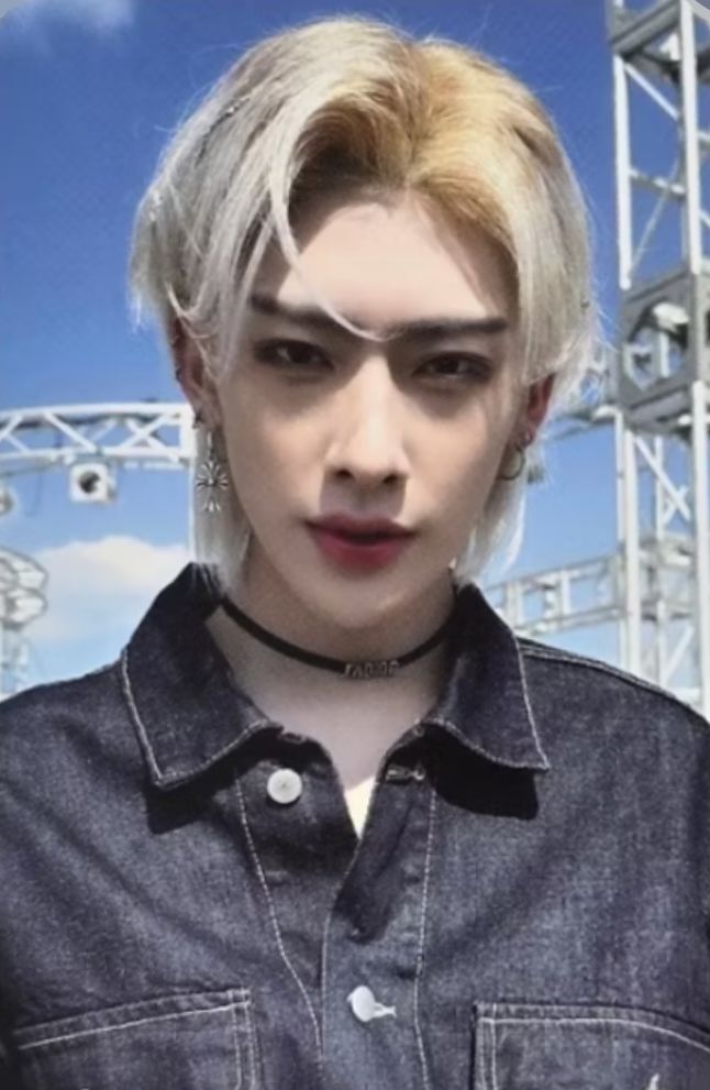 Ricky ZEROBASEONE photocard back side - Preorder