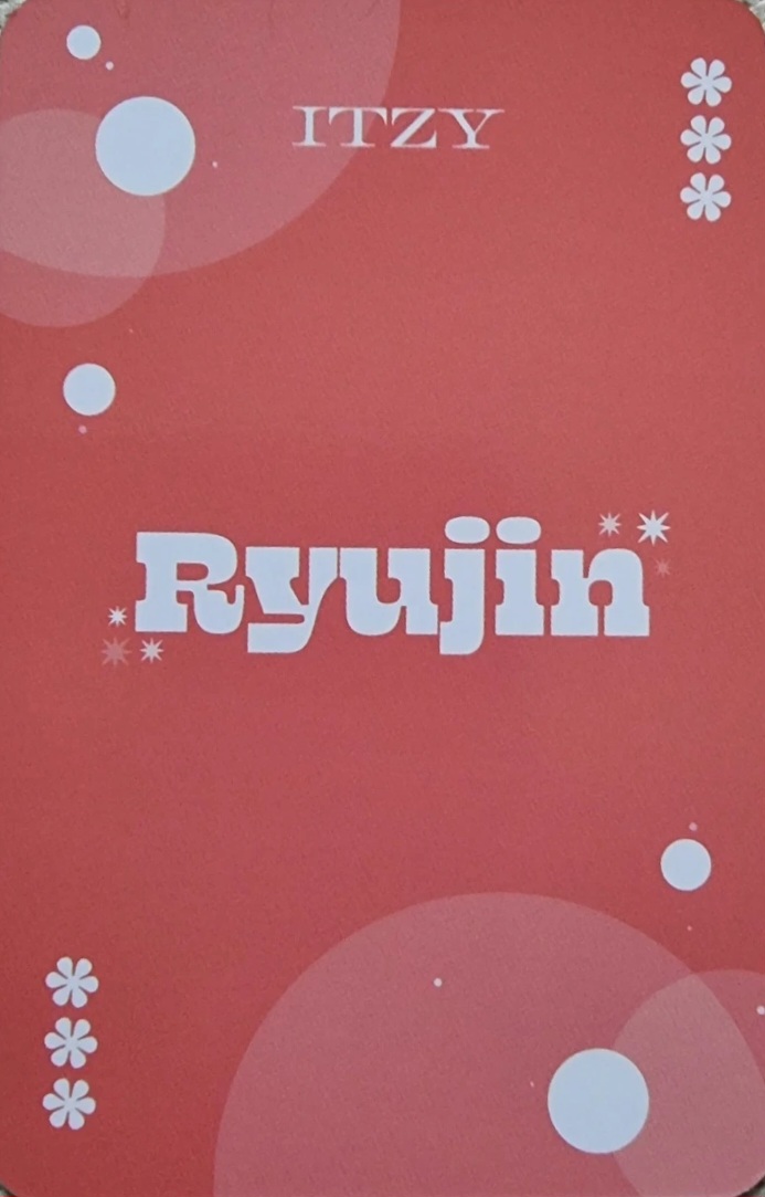 Ryujin ITZY photocard back side - Set Benefit