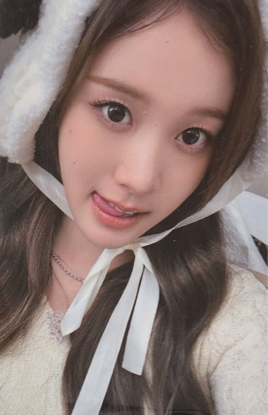 J STAYC photocard from Bebe Ver.