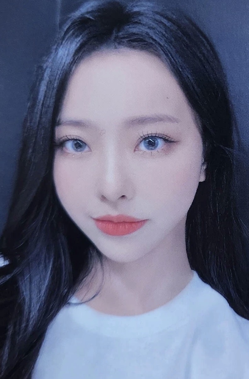LOONATHEWORLD 1st World Tour Trading Cards