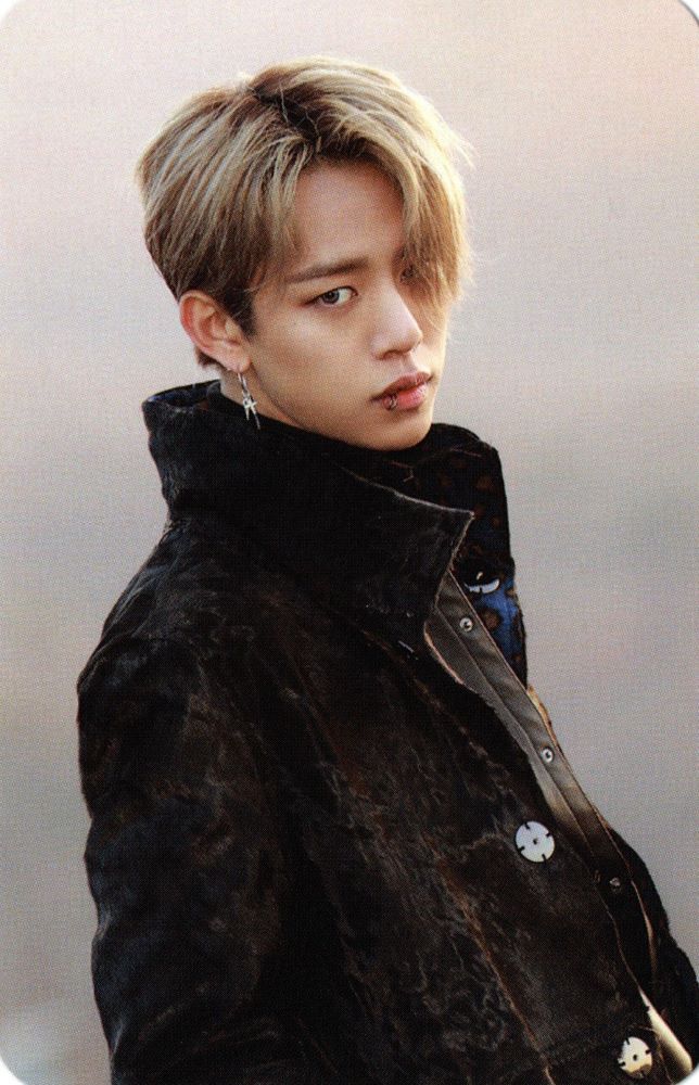 Daehyun photocard