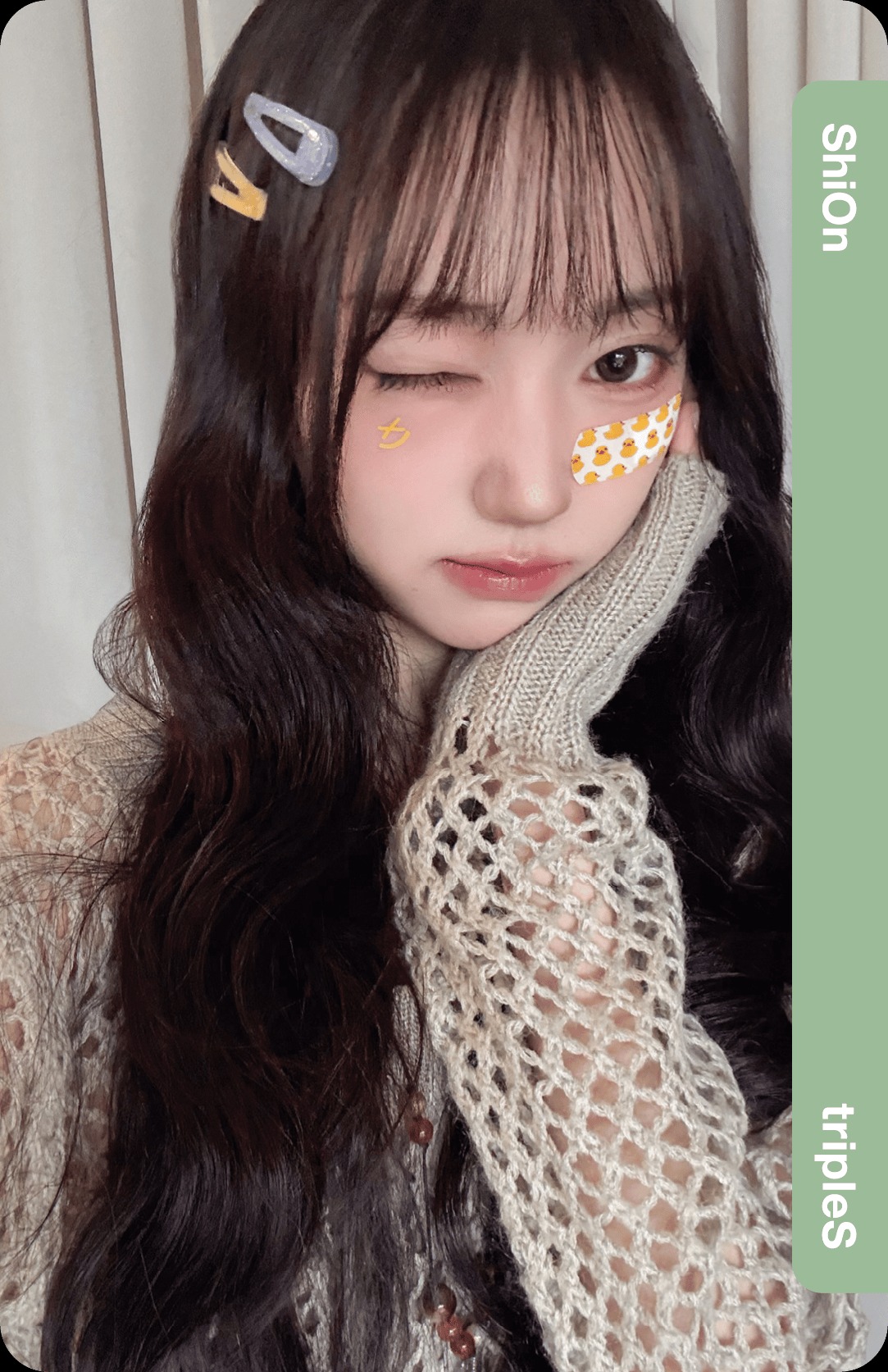 Shion tripleS photocard from Double Class Objekt