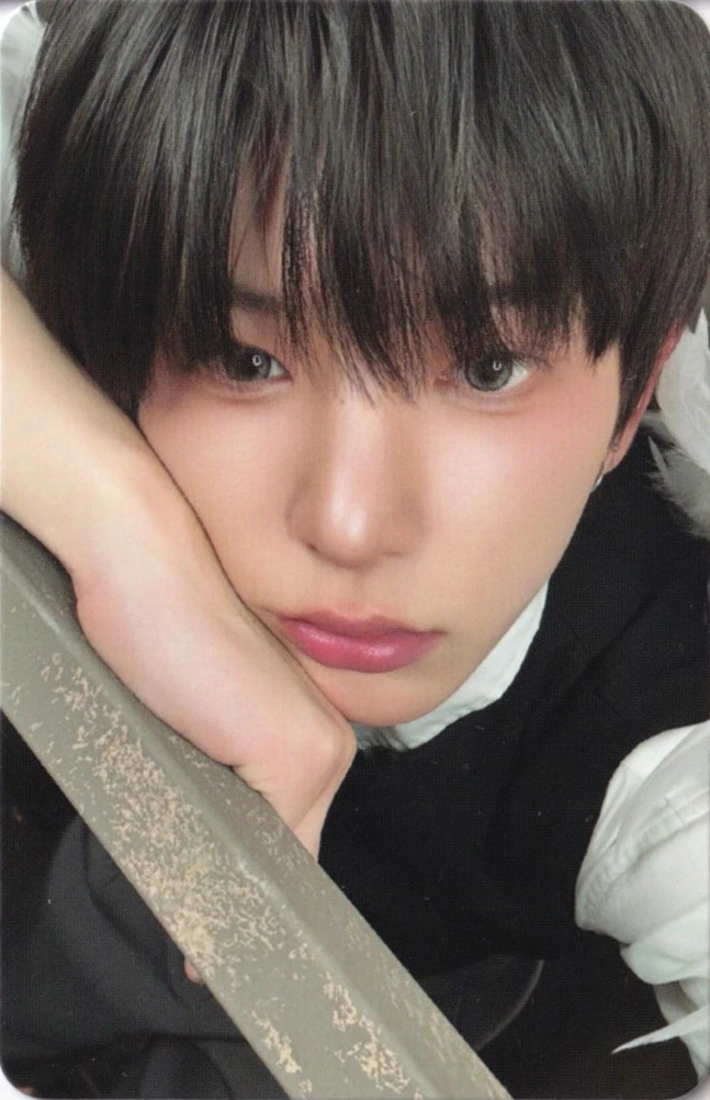 Photocard B