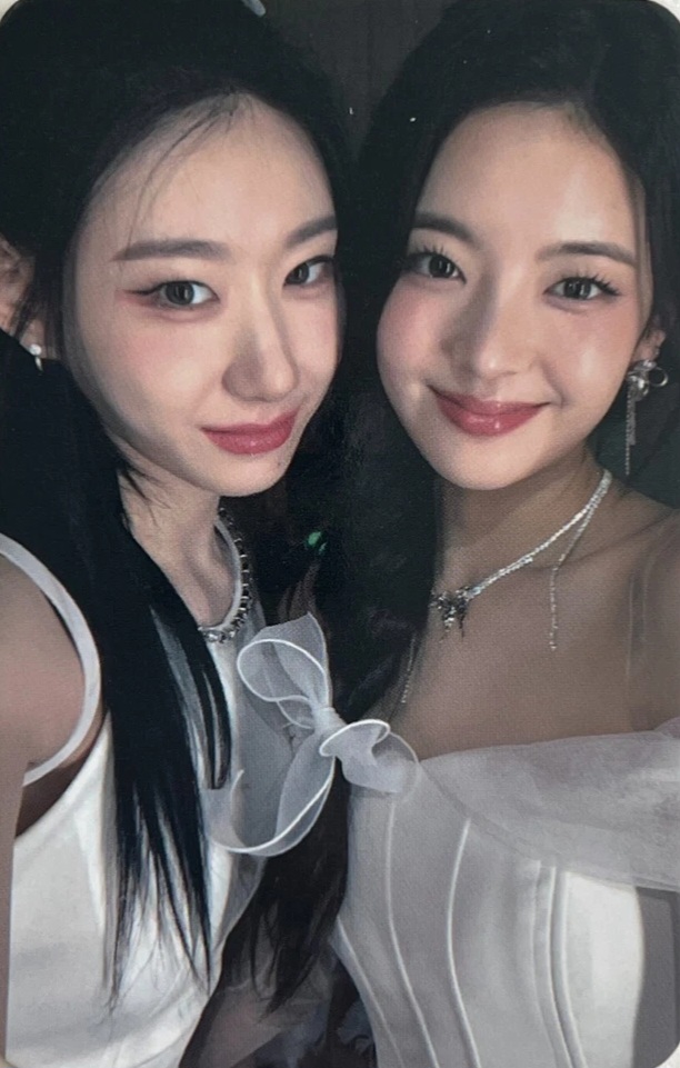  ITZY photocard from Online