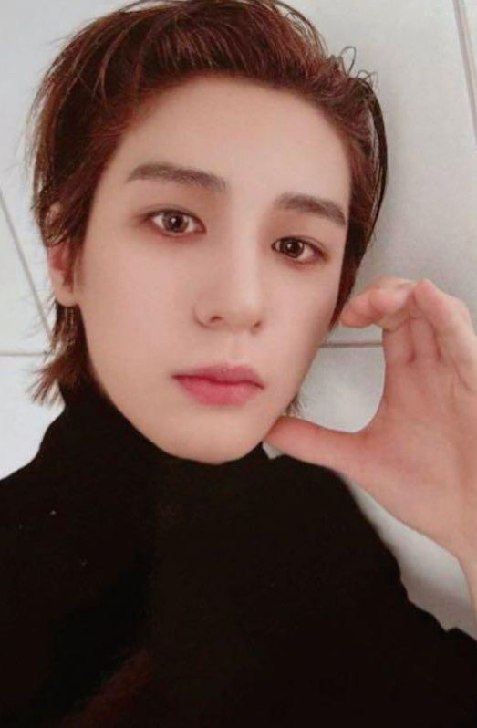 Leehan BOYNEXTDOOR photocard from Photocard