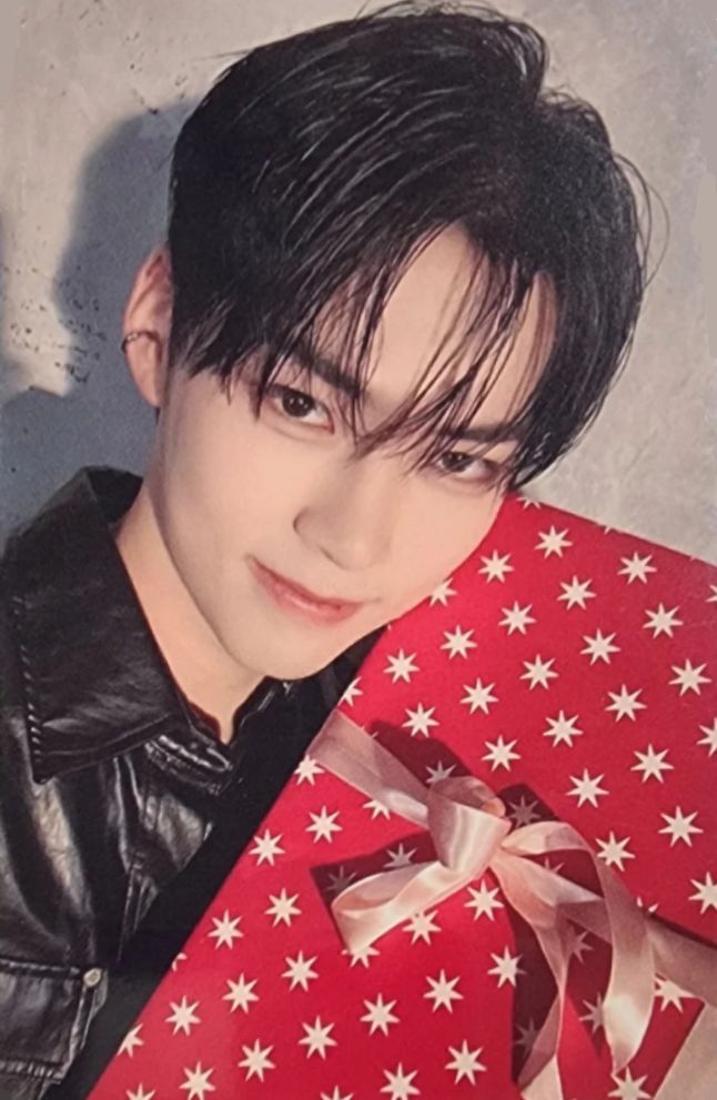 Jump Up 2.0 Artbook Ver. LD