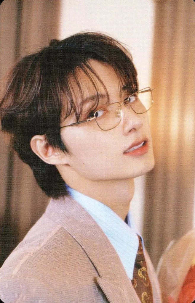 Jun SEVENTEEN photocard - SPILL THE FEELS Booklet (Random Member set)