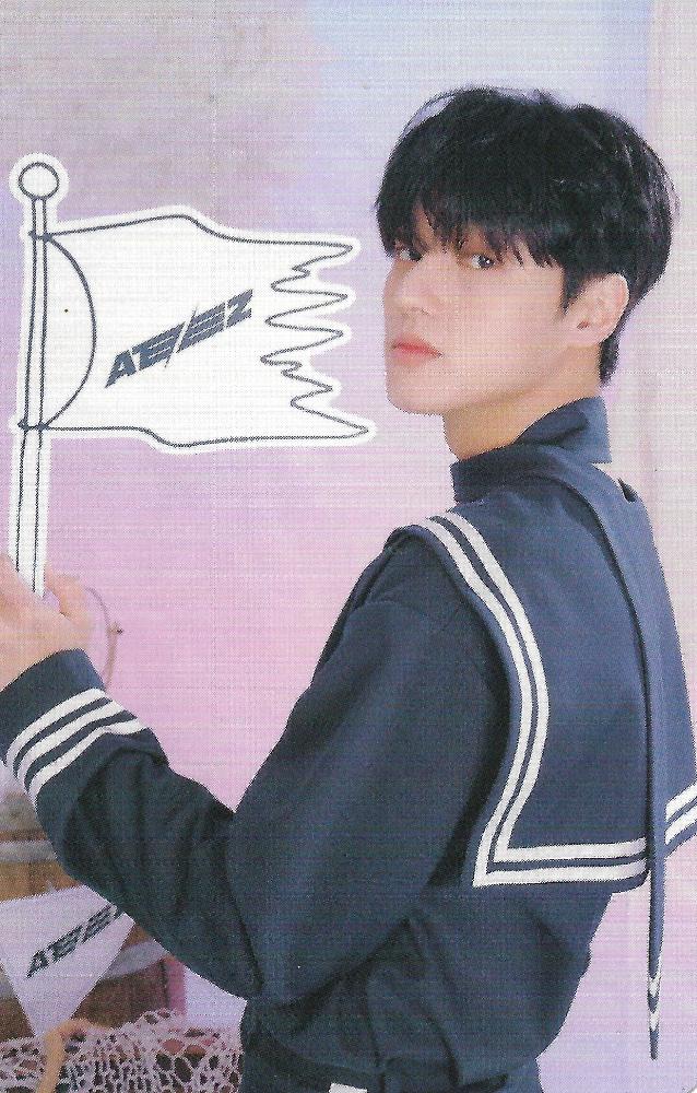 ANITEEZ in ILLUSION Random Trading Card