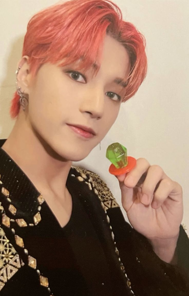 Wooyoung ATEEZ photocard from Jewelry set