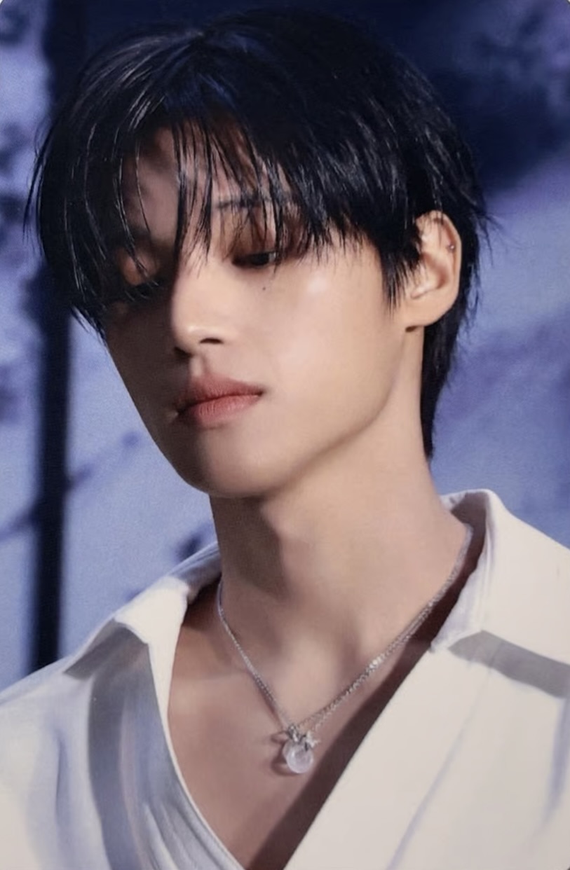 Wooyoung ATEEZ photocard from Preorder
