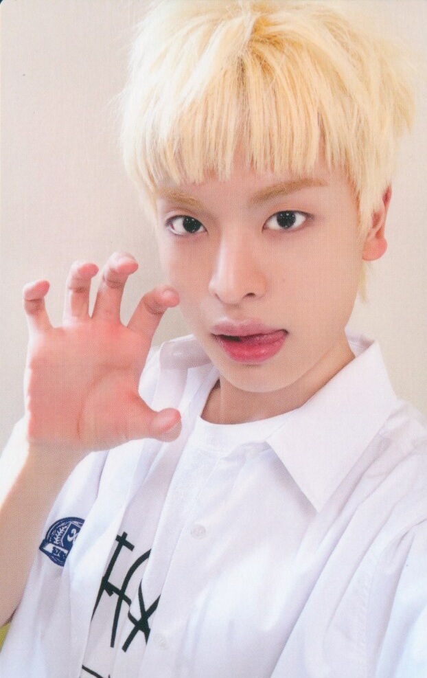 Yechan xikers photocard from Photocard