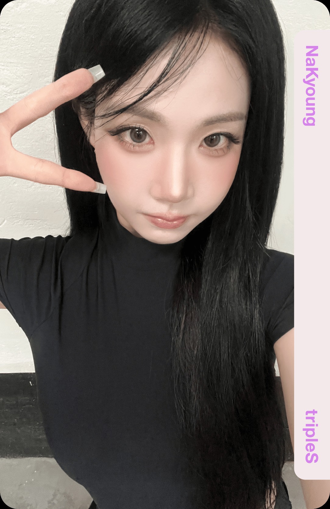 Nakyoung tripleS photocard from Double Class Objekt