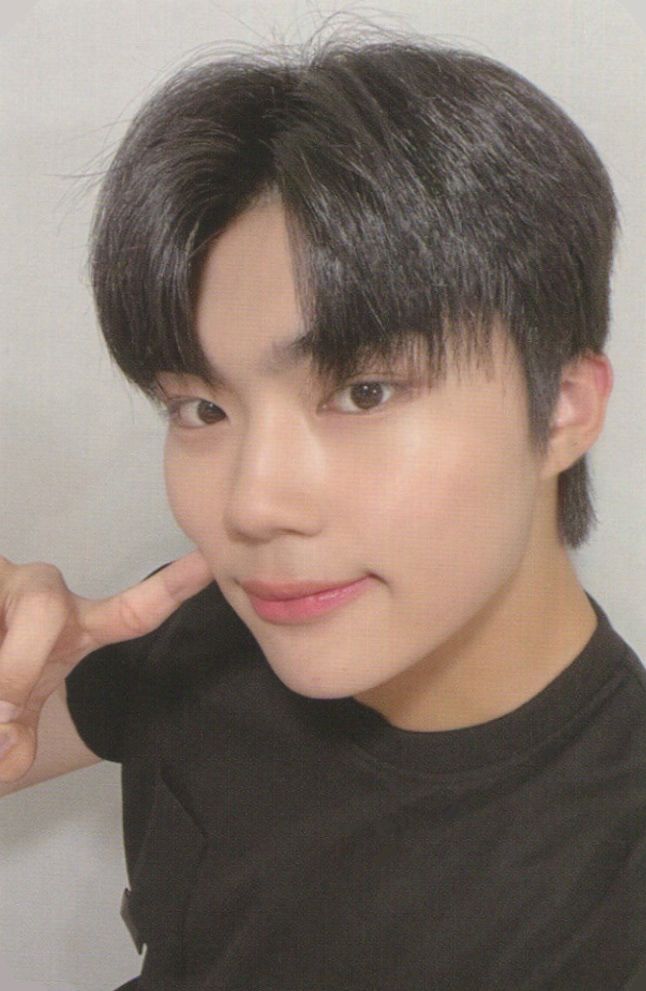 Ktown4u 1.0 Artbook Ver. LD