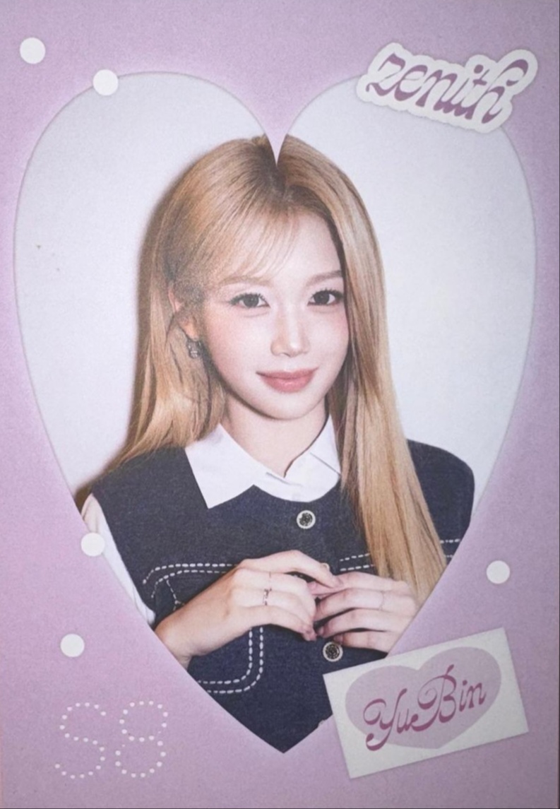 Yubin tripleS photocard from Visual Card