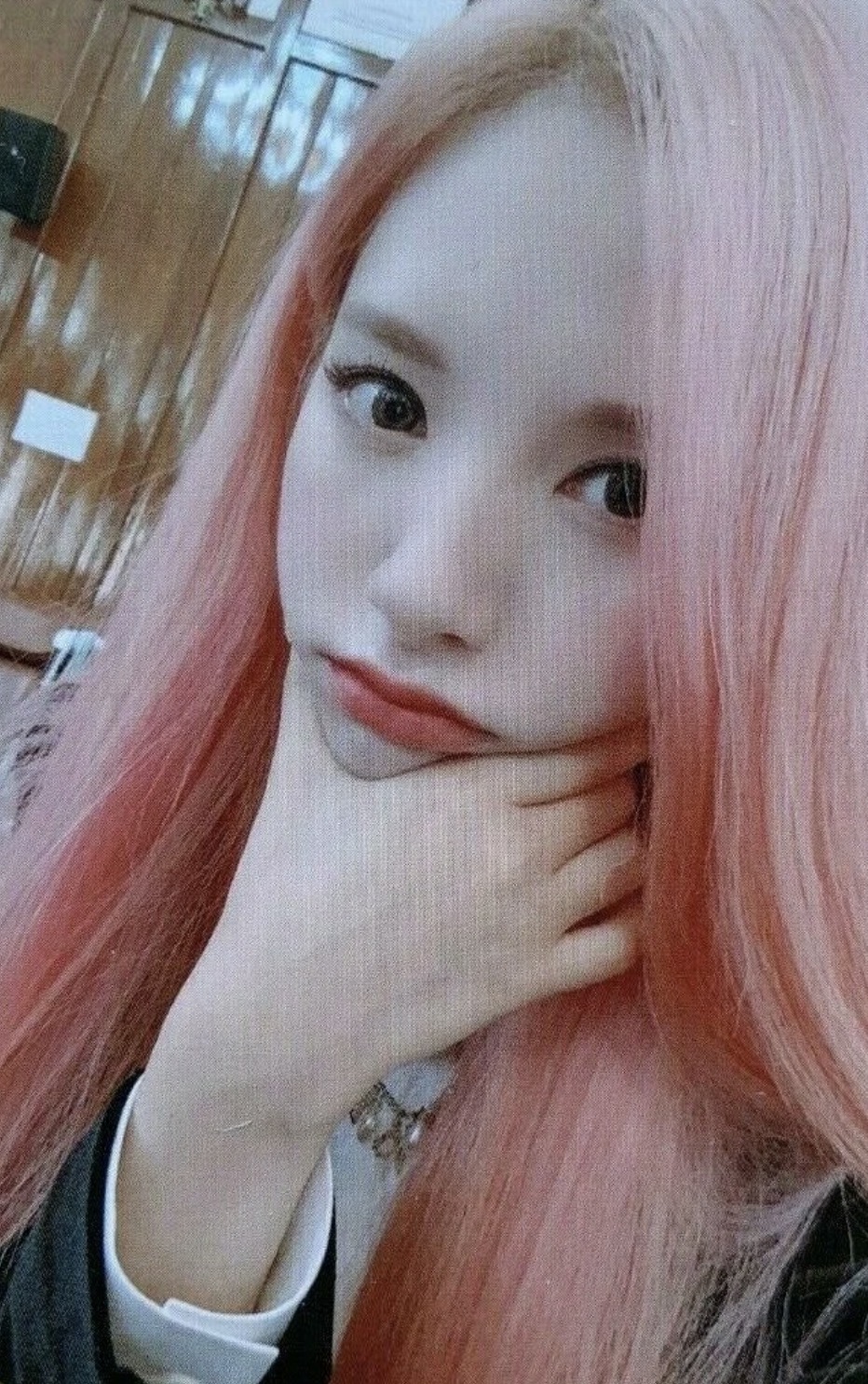 Bona Cosmic Girls photocard from Photocard