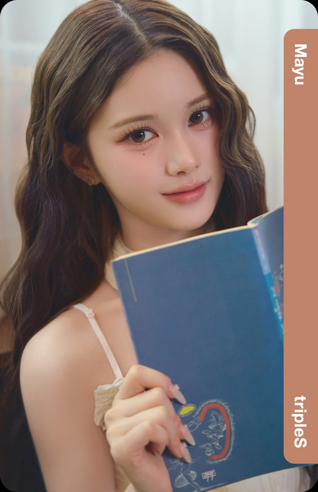 Mayu tripleS photocard - LOVE&POP pt.1 Showcase Objekt Pack