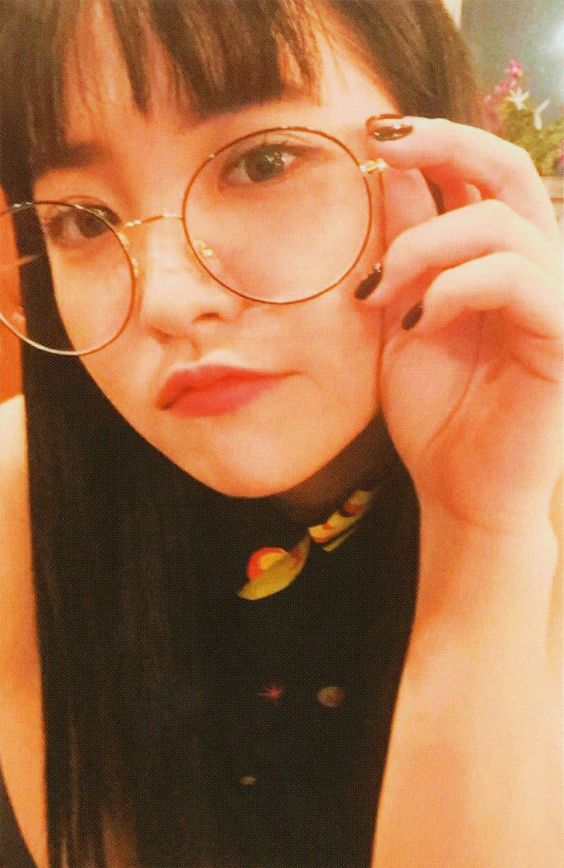 Yeri Red Velvet photocard from Random Photocards