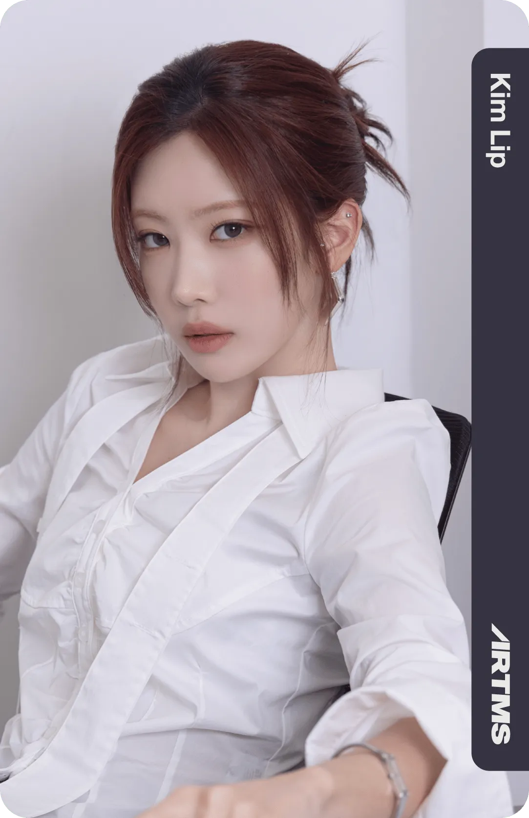 Kim Lip ARTMS photocard - Club Icarus Showcase Objekt Pack