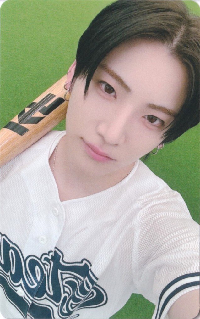 Weverse Japan 2.0 Special Fansign Benefit