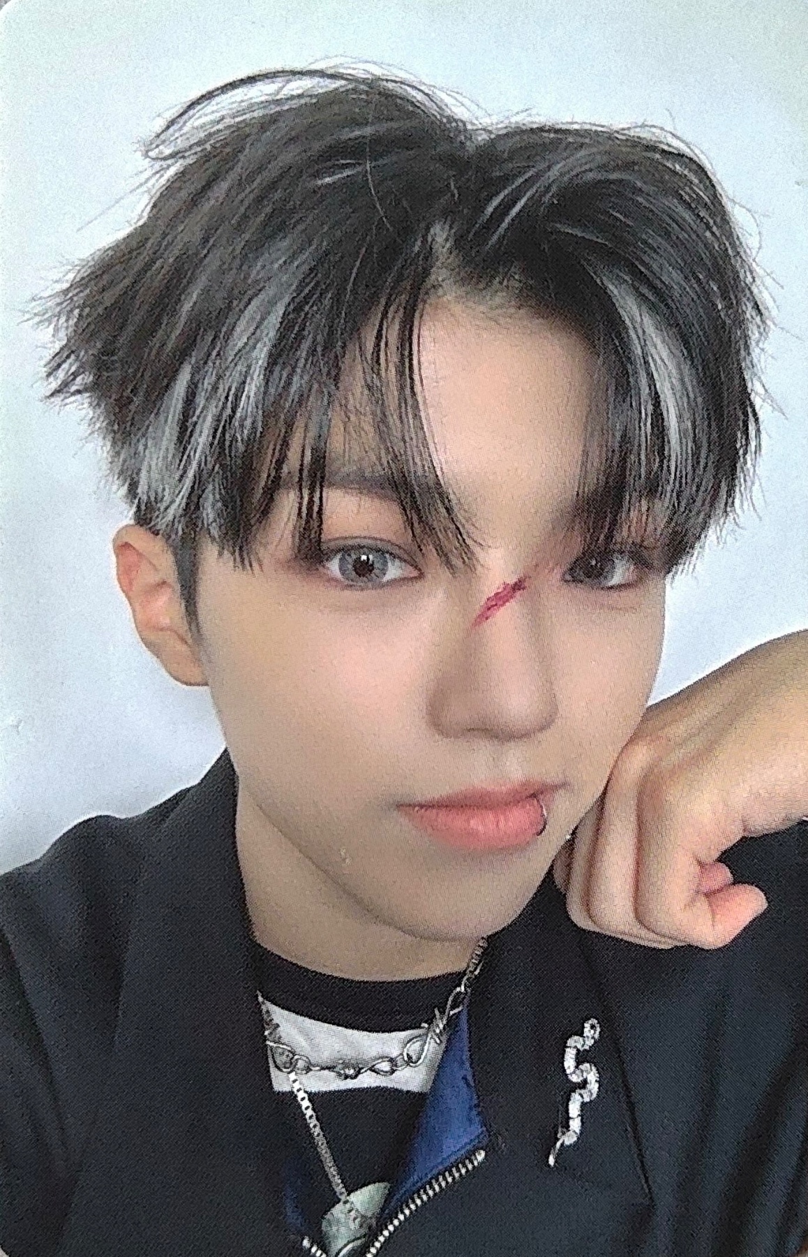 ON:N ALL(H)OURS photocard - ALL OURS Photocard