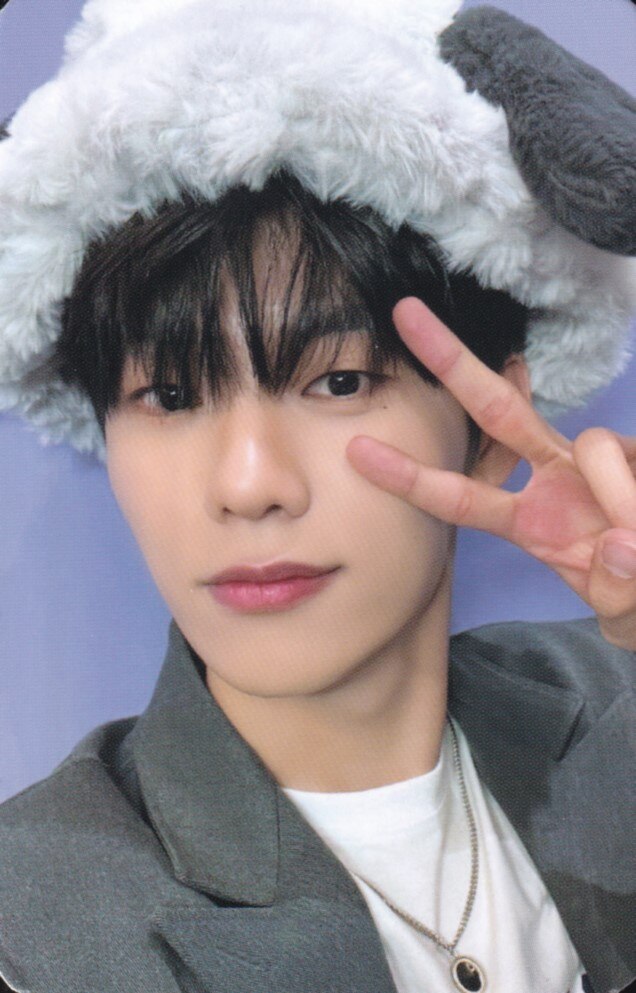 Jeonghyeon