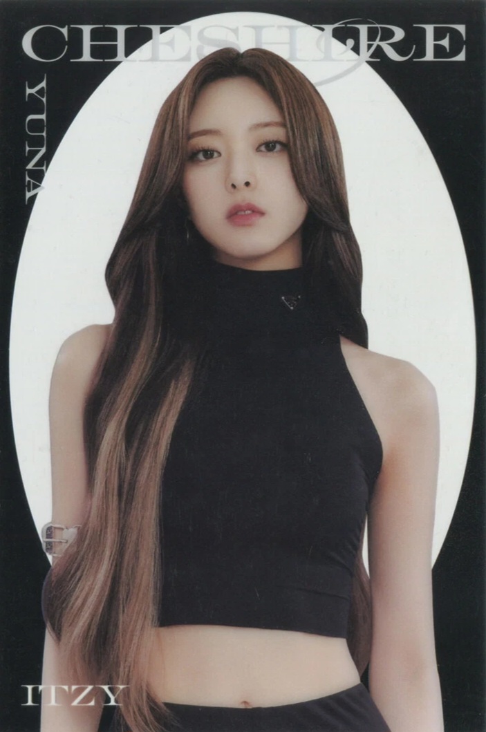 Yuna ITZY photocard from First Press Clear Card