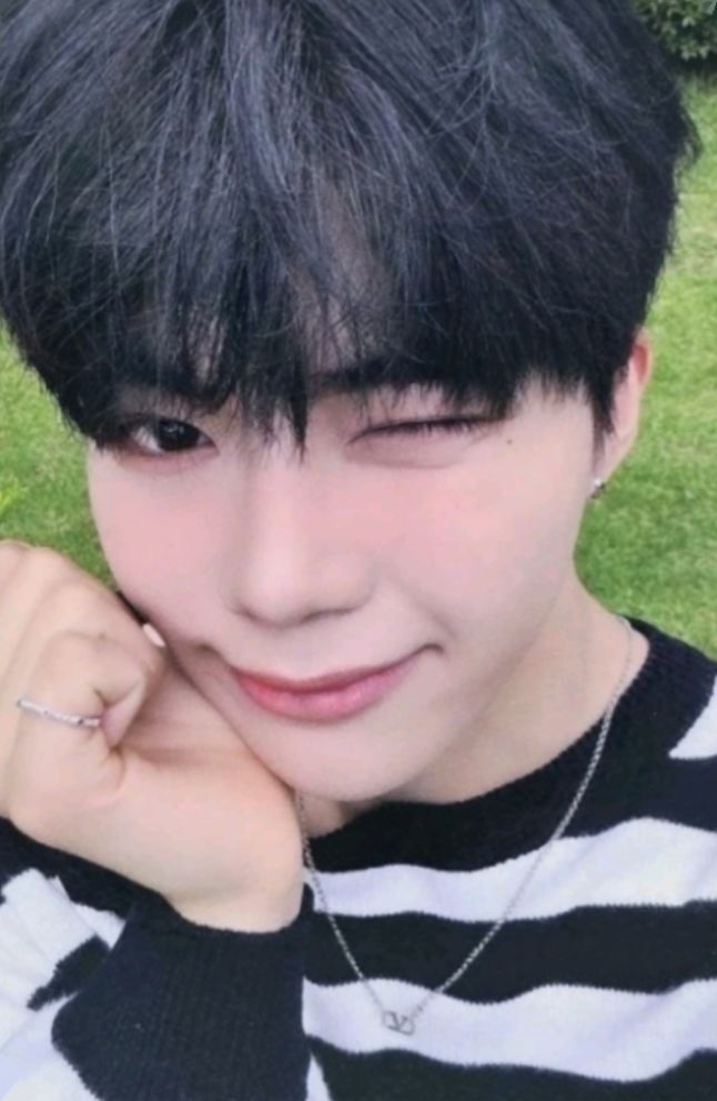 Everline 1.0 Digipack Ver. - Preorder