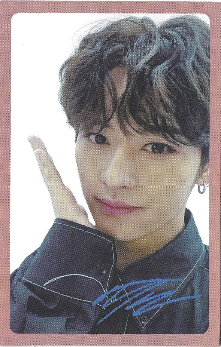 Lee Know Stray Kids photocard from QR Photocard C ver.