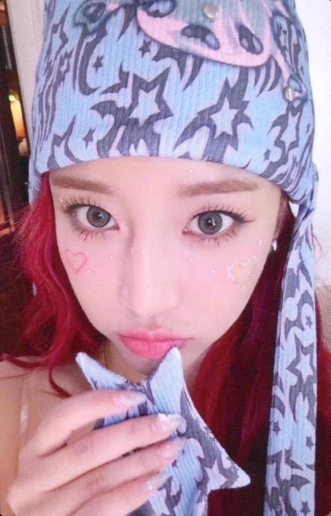 Sumin STAYC photocard - Meow / Cheeky Icy Thang (Japanese ver.) Trading Card