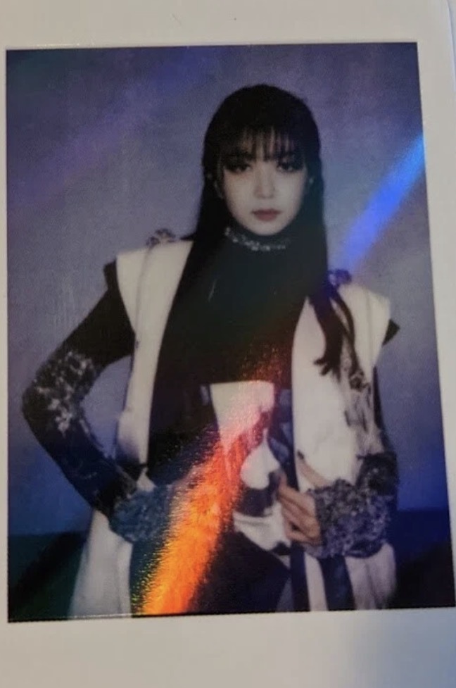 Dami Dreamcatcher photocard from Preorder Benefit