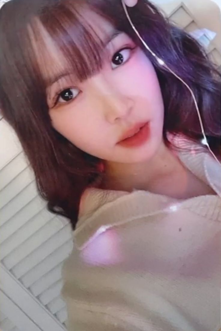 1st Official Fanclub LUVU Kit Photocard Set